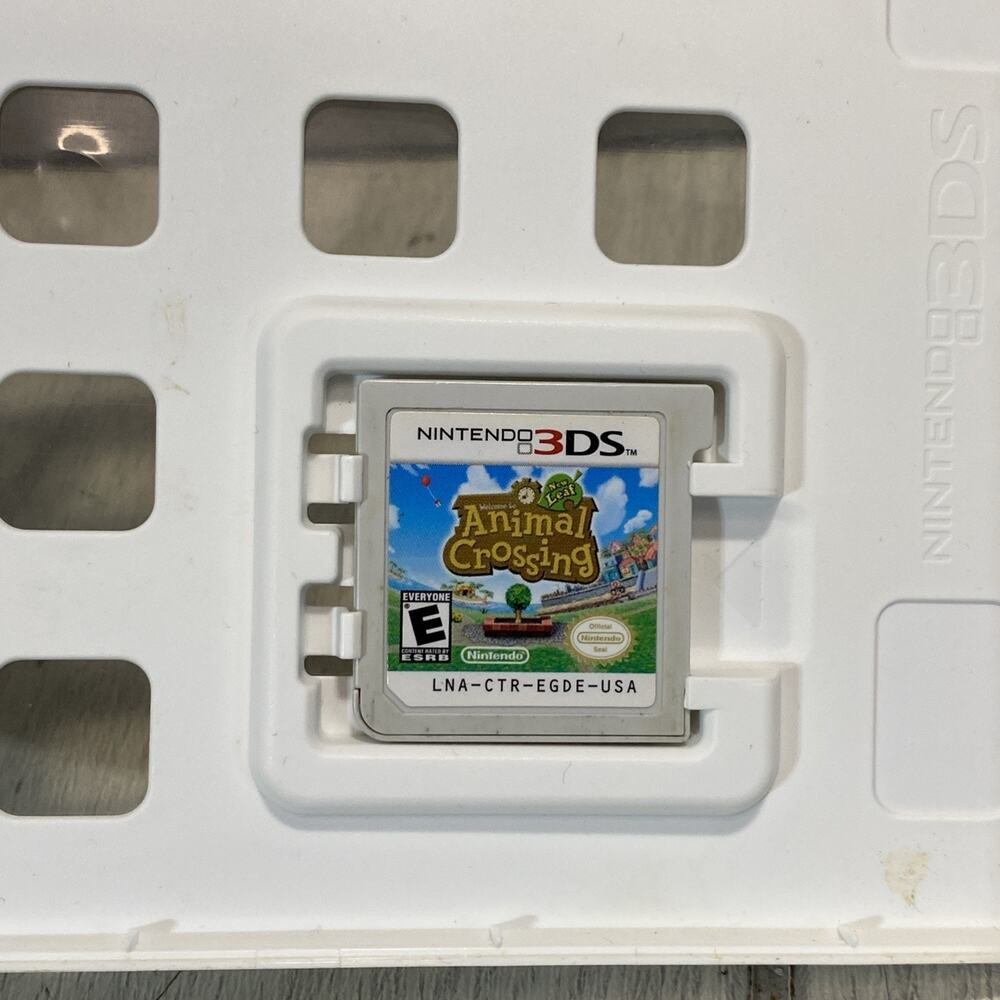 Animal Crossing: New Leaf (Nintendo 3DS, 2013) Authentic Cartridge